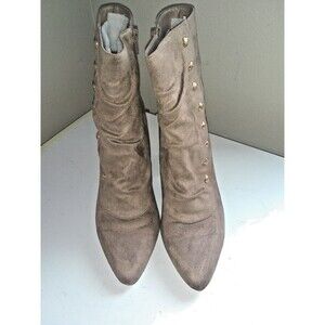 Bella Vita Gillian ll Boots Taupe Suede Ankle Booties Victorian Button Women 10M